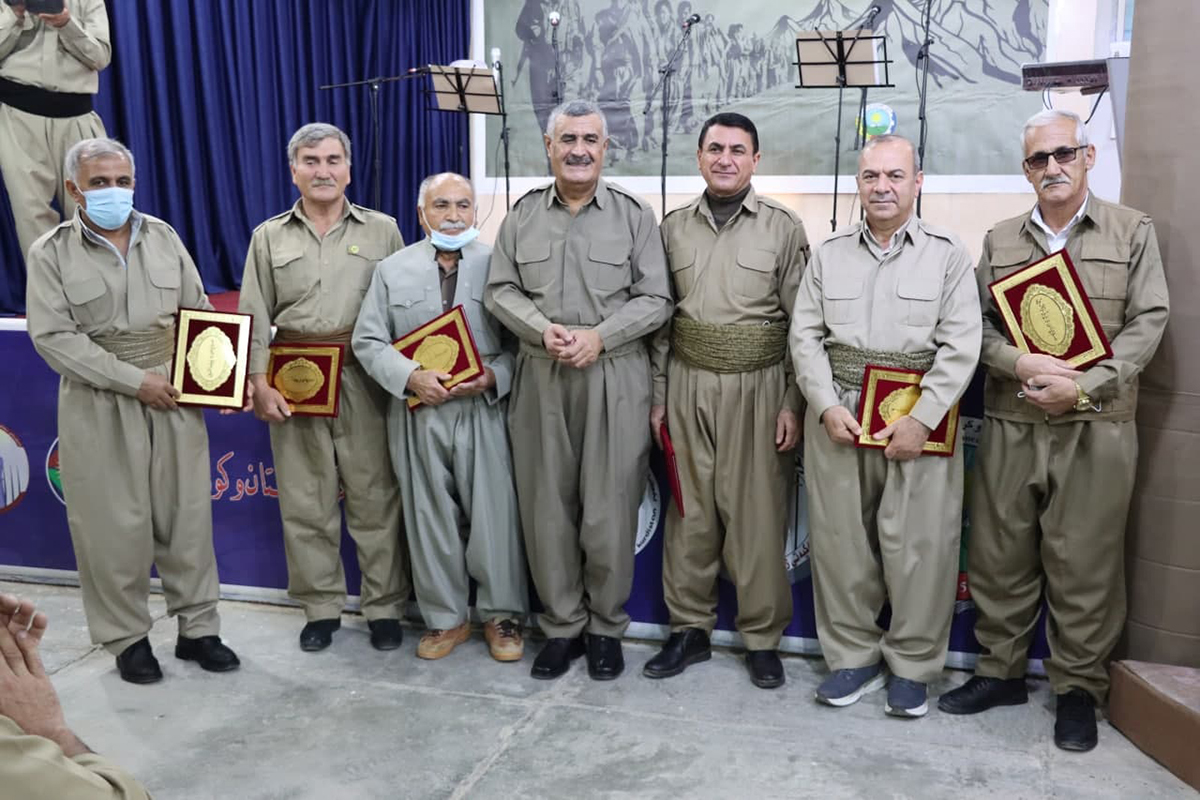 لە بنکەی ناوەندی حیزبی دێموکراتی کوردستان، یادی ڕۆژی ئاڵا و پێشمەرگەی کوردستان بەرز ڕاگیرا